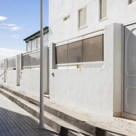 Eden Medano Surfstar Ocean First Line Appartement *